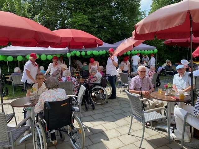 Wir feiern Sommer