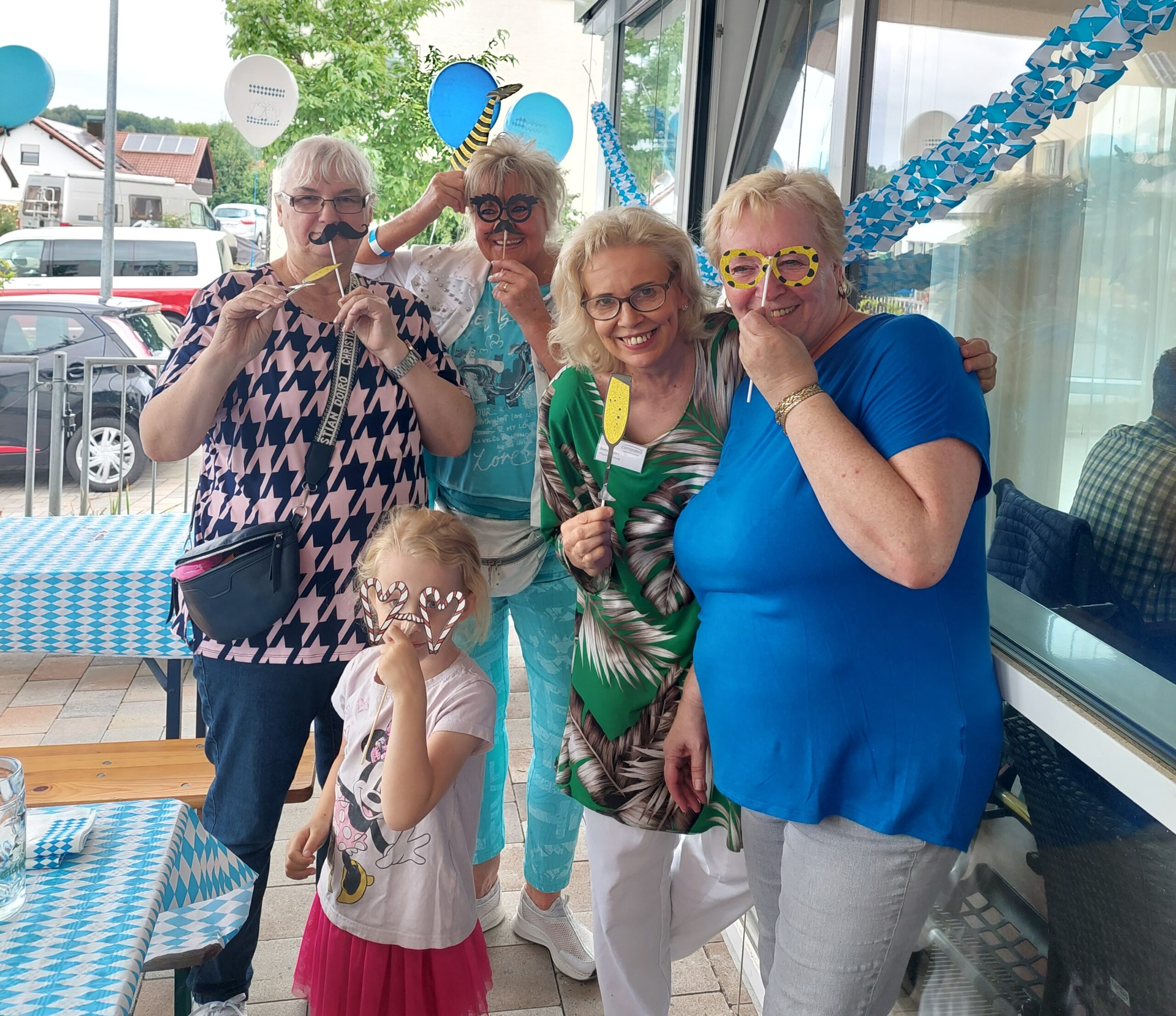 Bayrisches Sommerfest in weiß blau