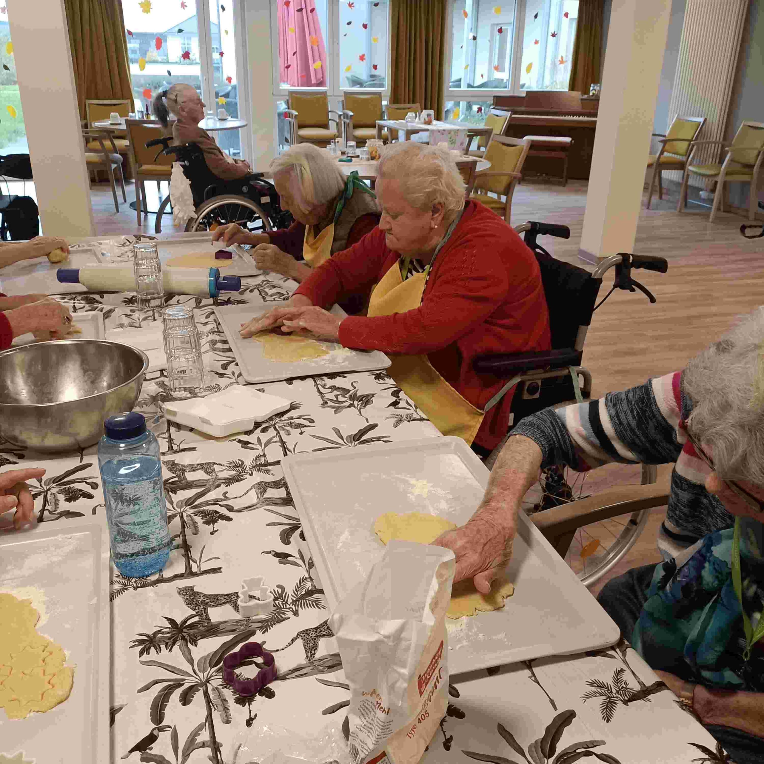 Plätzchenbacken-Seniorendomizil-Am-Grubenfeld