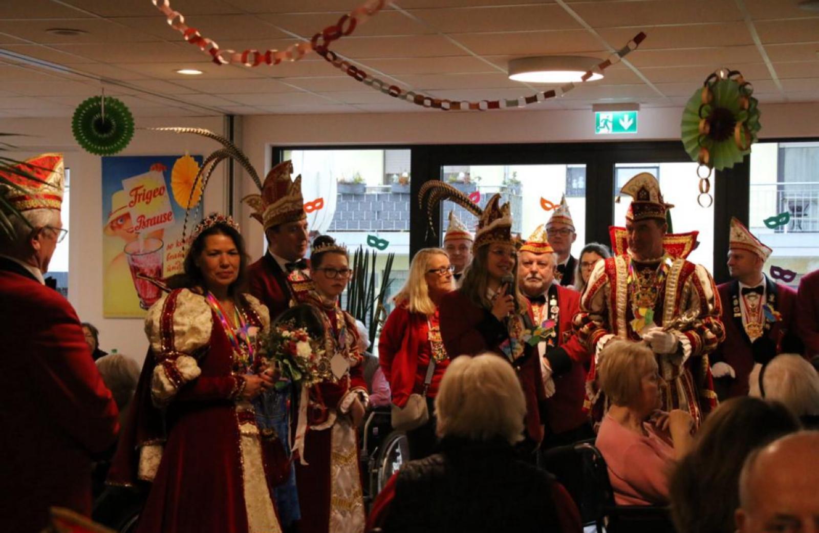 Wir feiern bunt und fröhlich – Karneval