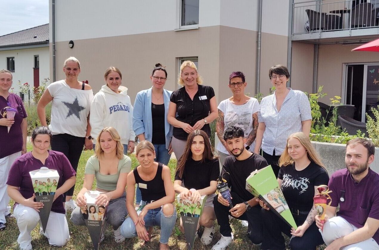 Herzlich Willkommen, neue Pflegeazubis im Seniorendomizil Am Grubenfeld