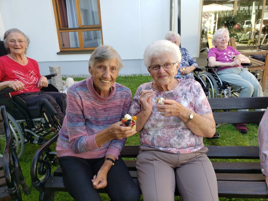 Sommerliche Sonntagsstimmung und Kräuterduft