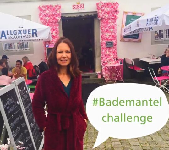 #bademantelchallenge