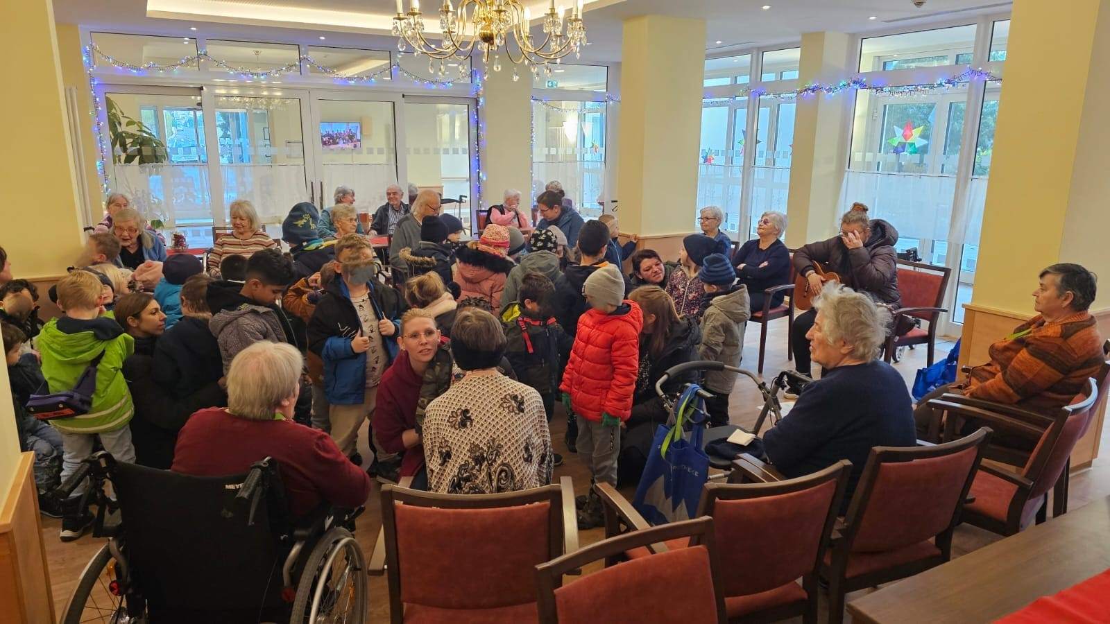 Adventssingen mit dem St. Notker Kindergarten im Haus Marienthal