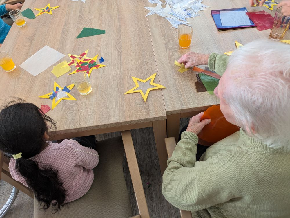 Freude für Jung und Alt: Kinder der „Johanni Piraten“ zu Besuch