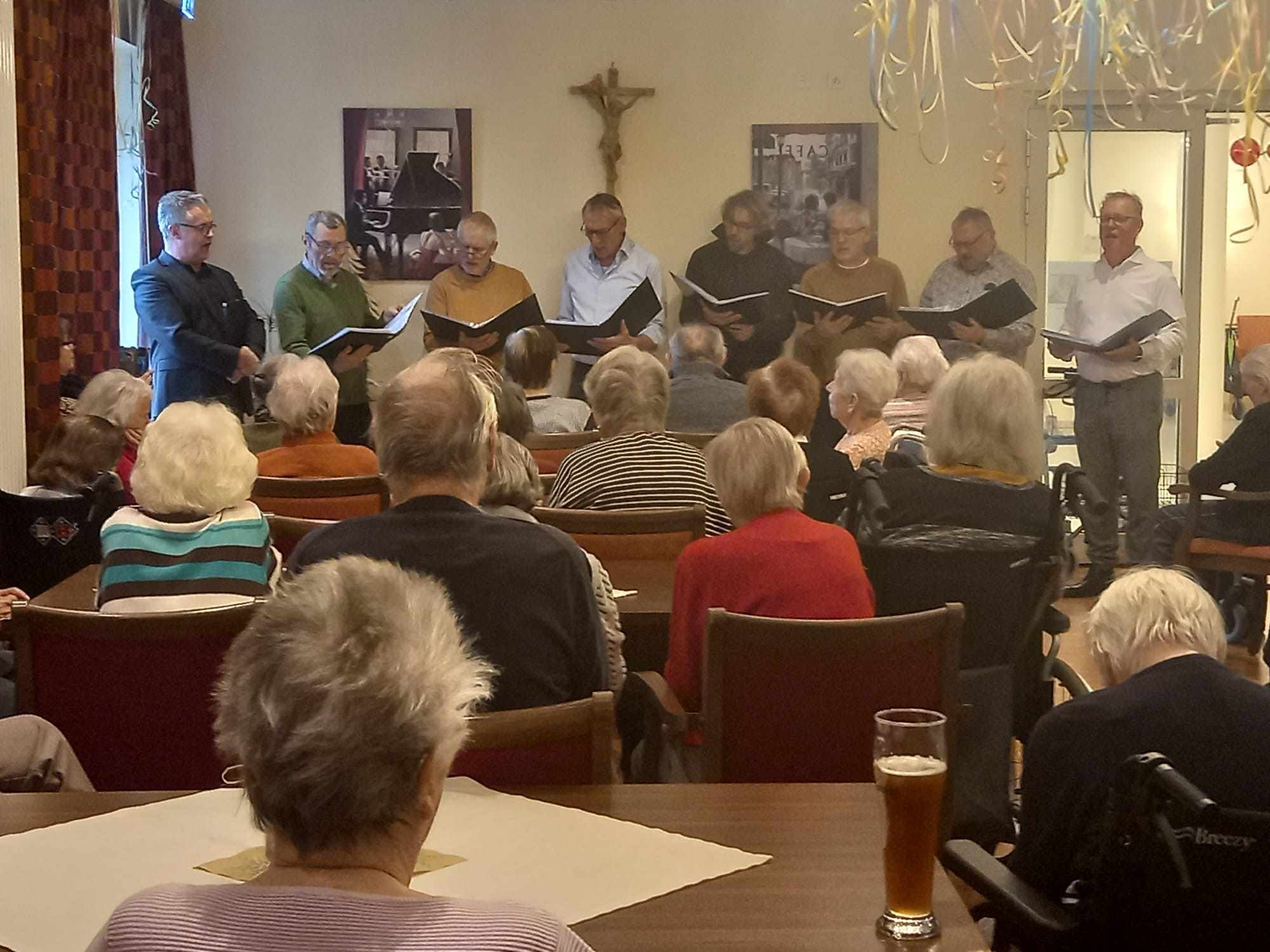 Ein klangvoller Start ins Jahr: Der Männerchor begeistert im Haus Urban