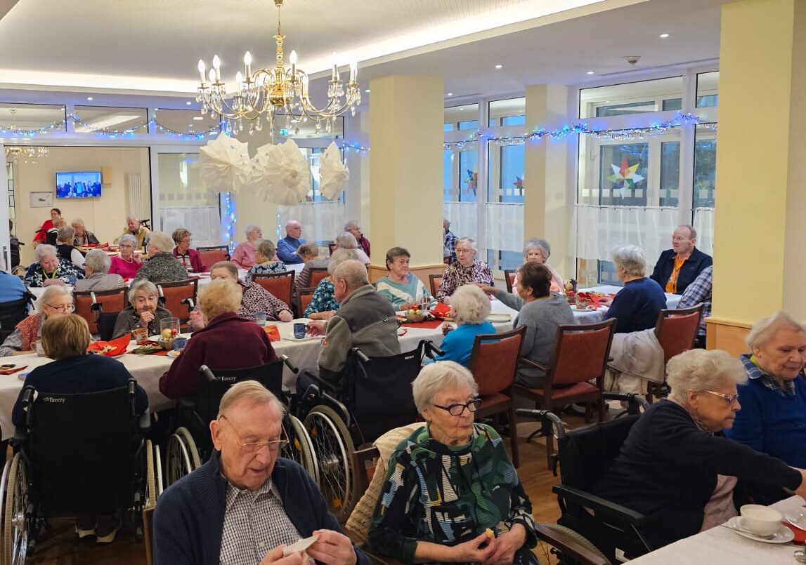 Besinnliche Weihnachtsfeier im Seniorendomizil Haus Marienthal