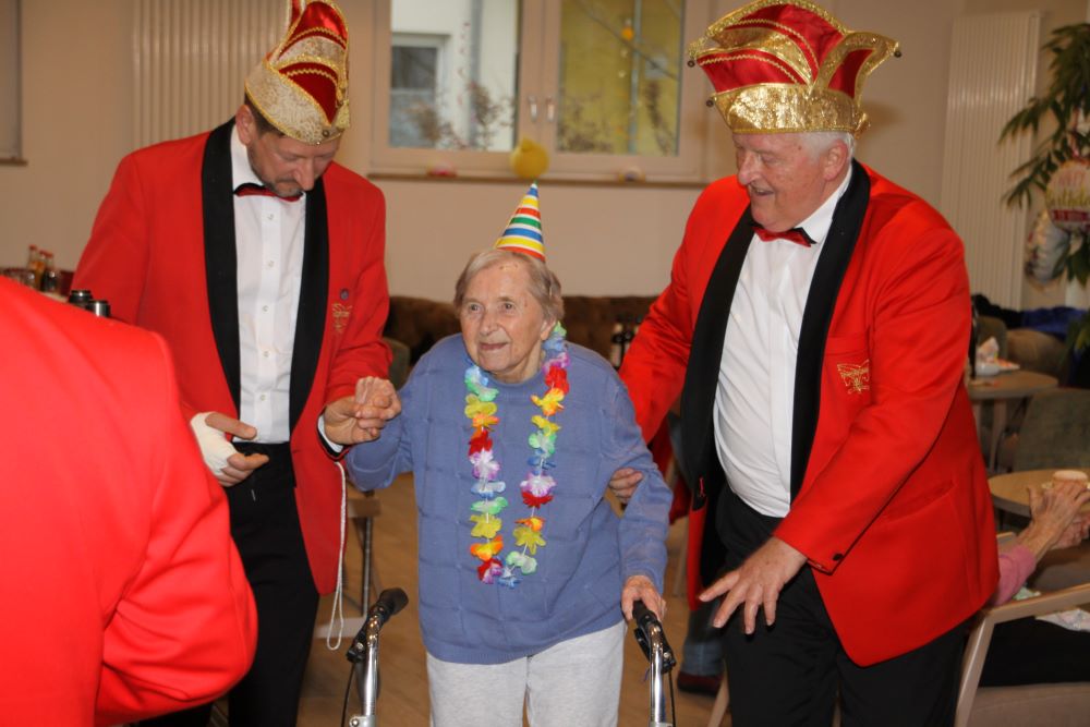 Faschingsfreude im Haus Gunther – Die Narregenia zu Besuch