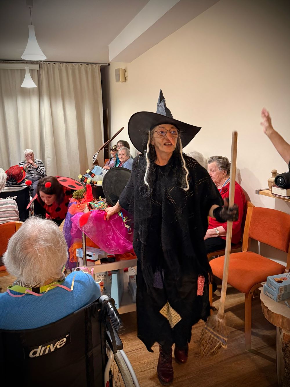 Fasching im Seniorendomizil Haus Raphael – Närrisches Treiben