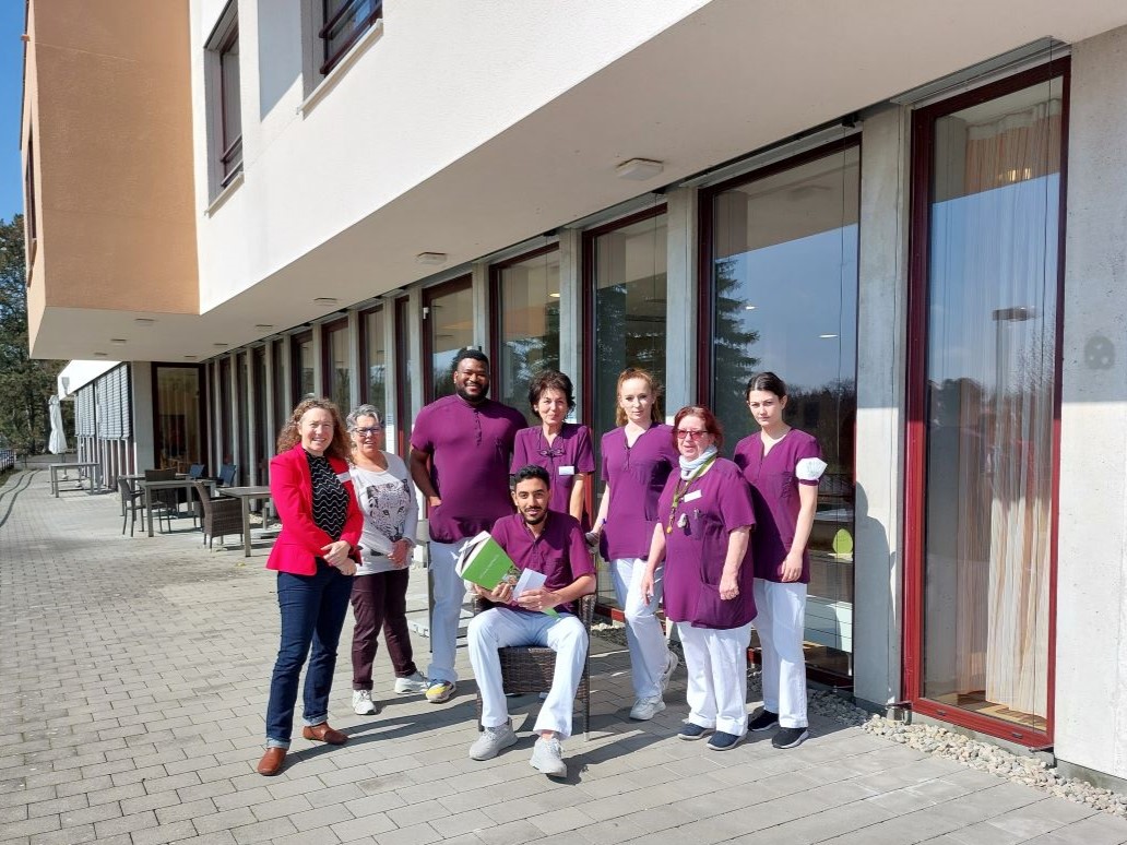 Neuer Azubi aus Marokko startet Ausbildung im Haus Michael