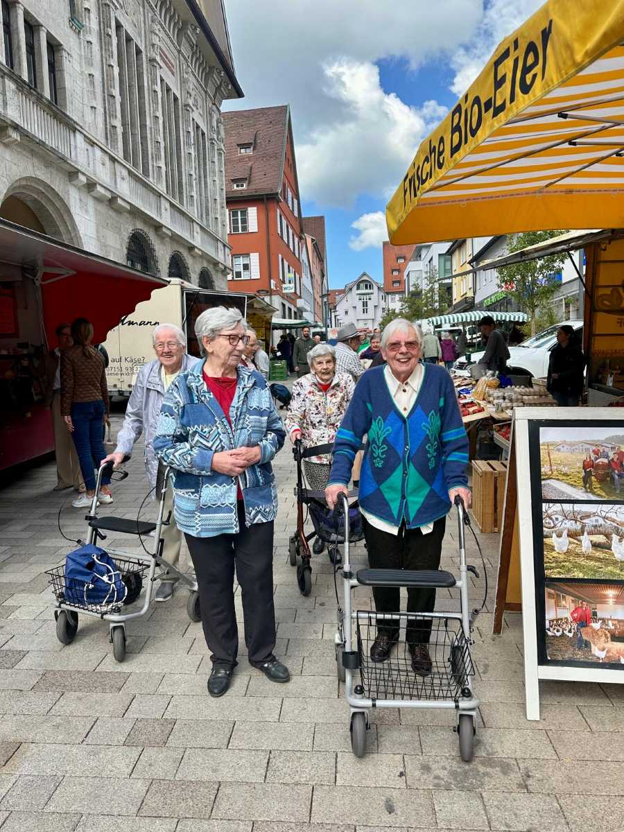 Ausflug nach Ebingen – Marktbesuch und Gospelklänge