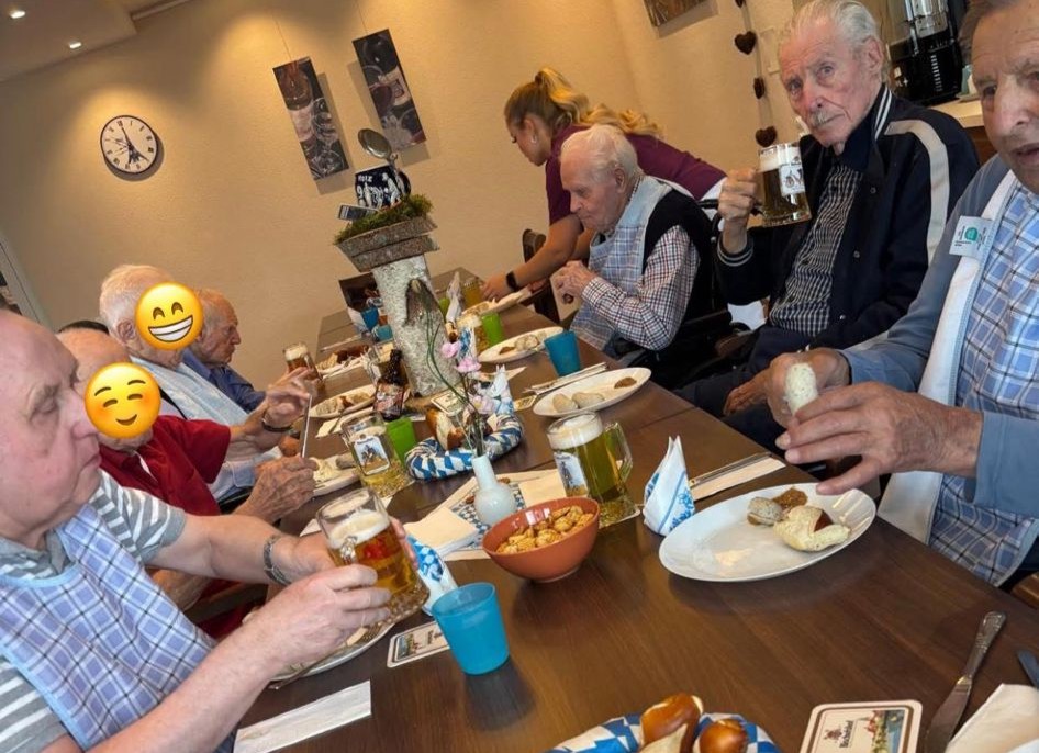 Vatertag mit Weißwurstfrühstück im Seniorendomizil Haus Josef