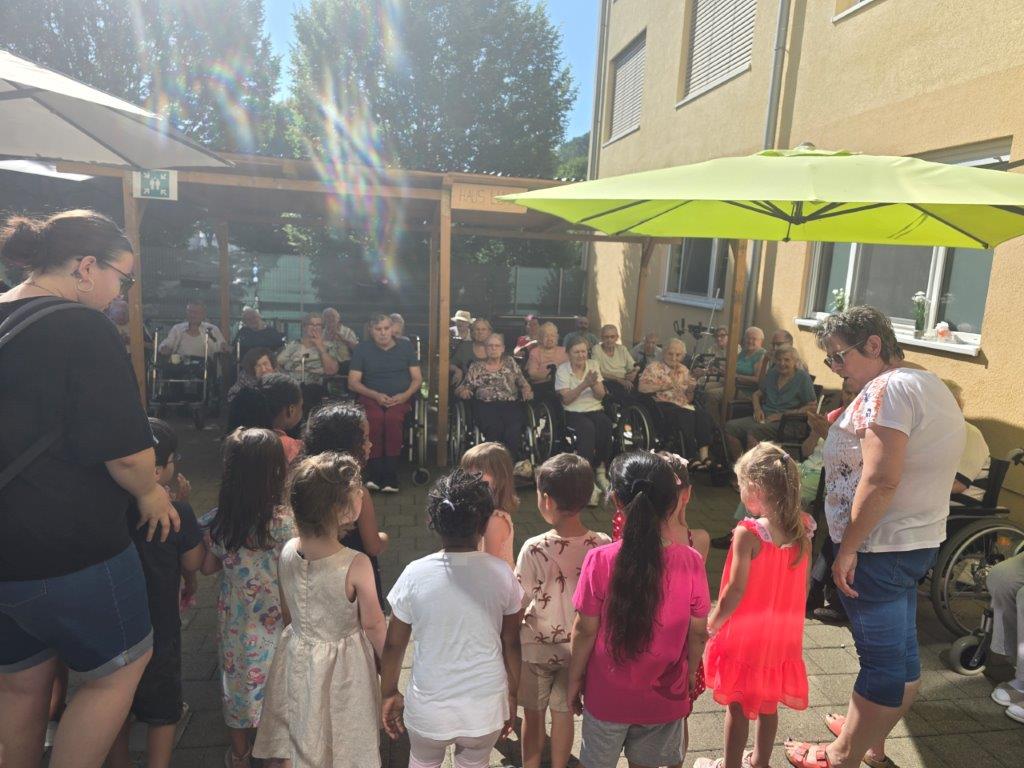 Kindergarten zu Besuch im Haus Lukas