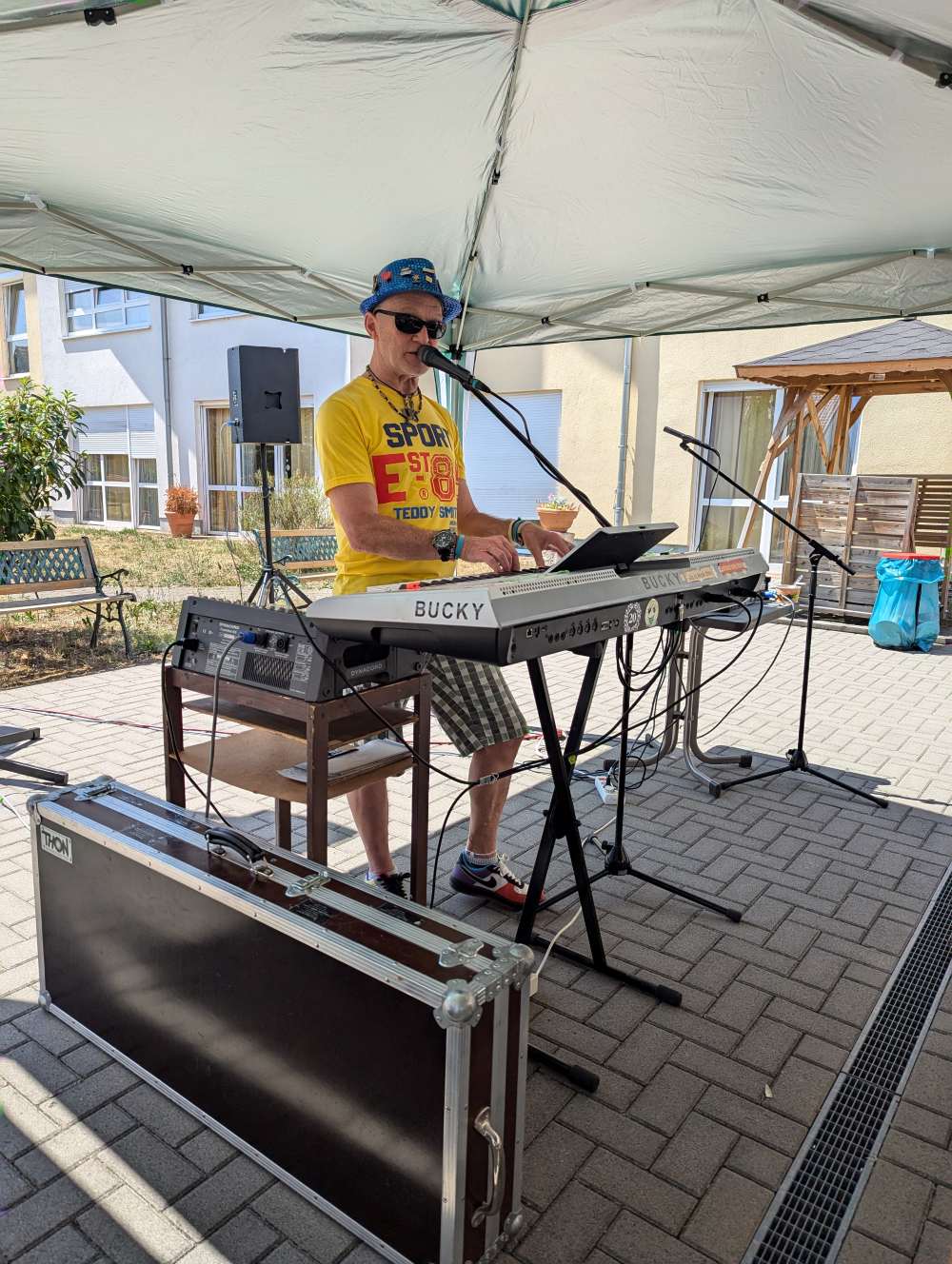 Sommerfest im Haus Dominic begeistert mit Musik, Spiel und Genus