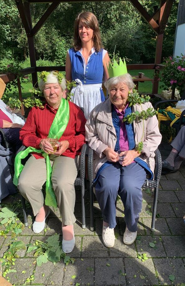 Traditionelles Hopfenfest im Haus Raphael – Zupfa-Wettstreit mit viel Freude und Spaß