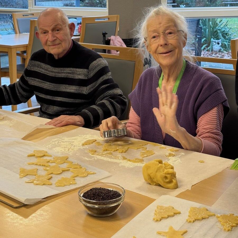 Weihnachtsbäckerei im Haus Antonius