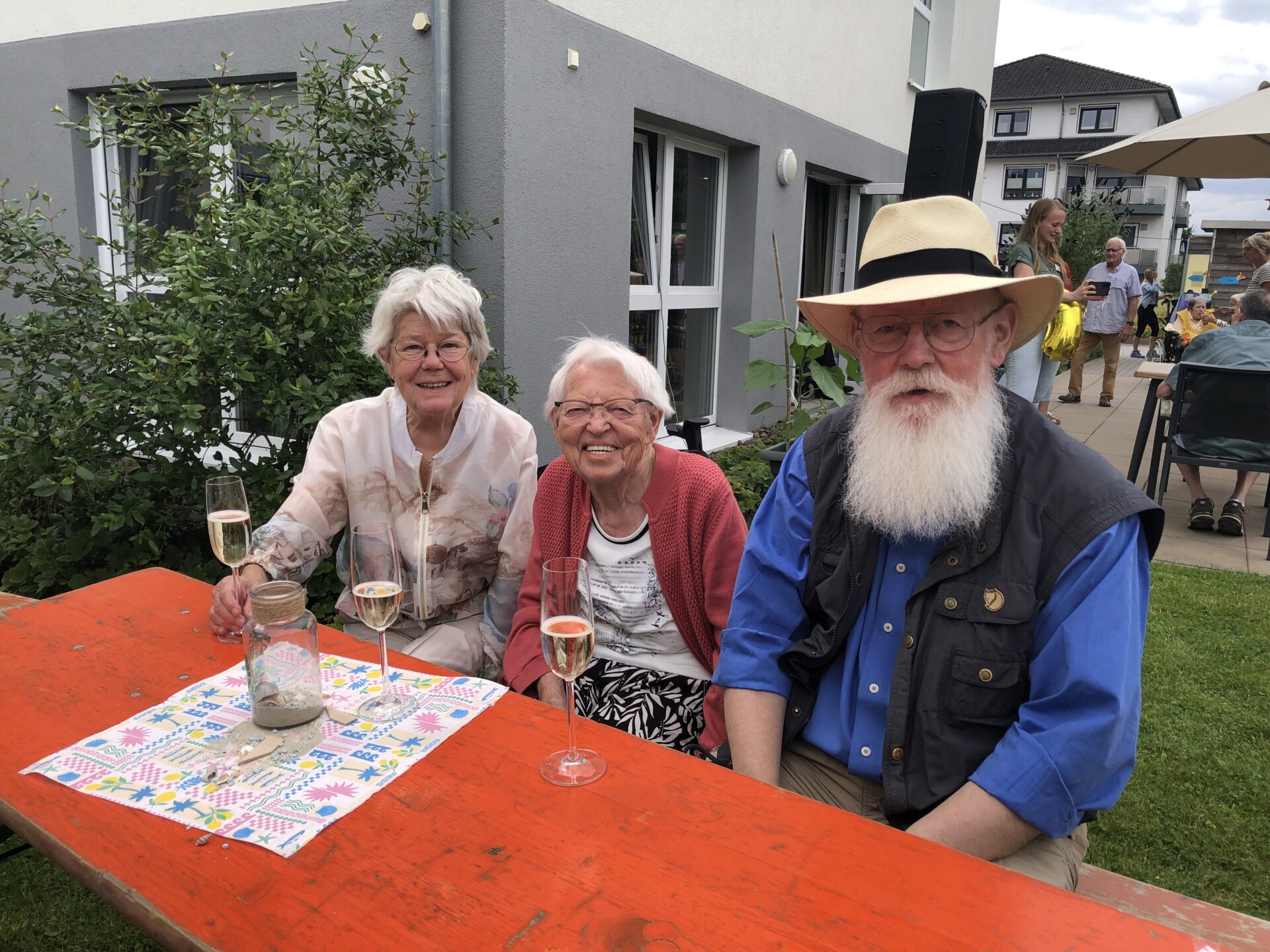 5 Jahre Seniorenresidenz Extertal beim maritimen Sommerfest