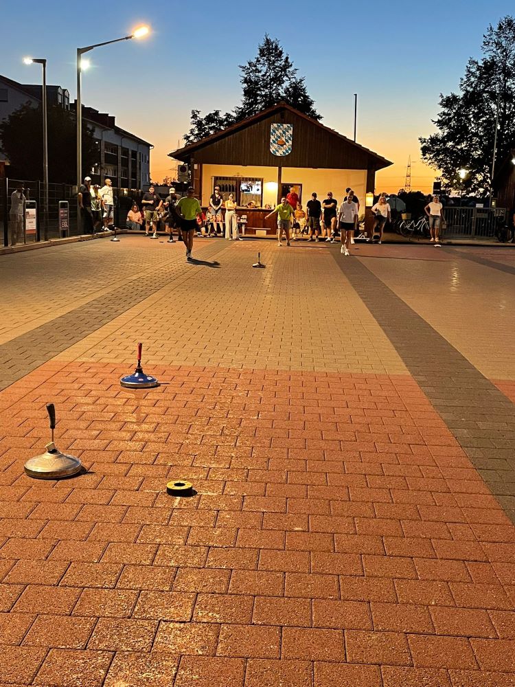 Haus Urban beim Stockschützenturnier in Tegernheim